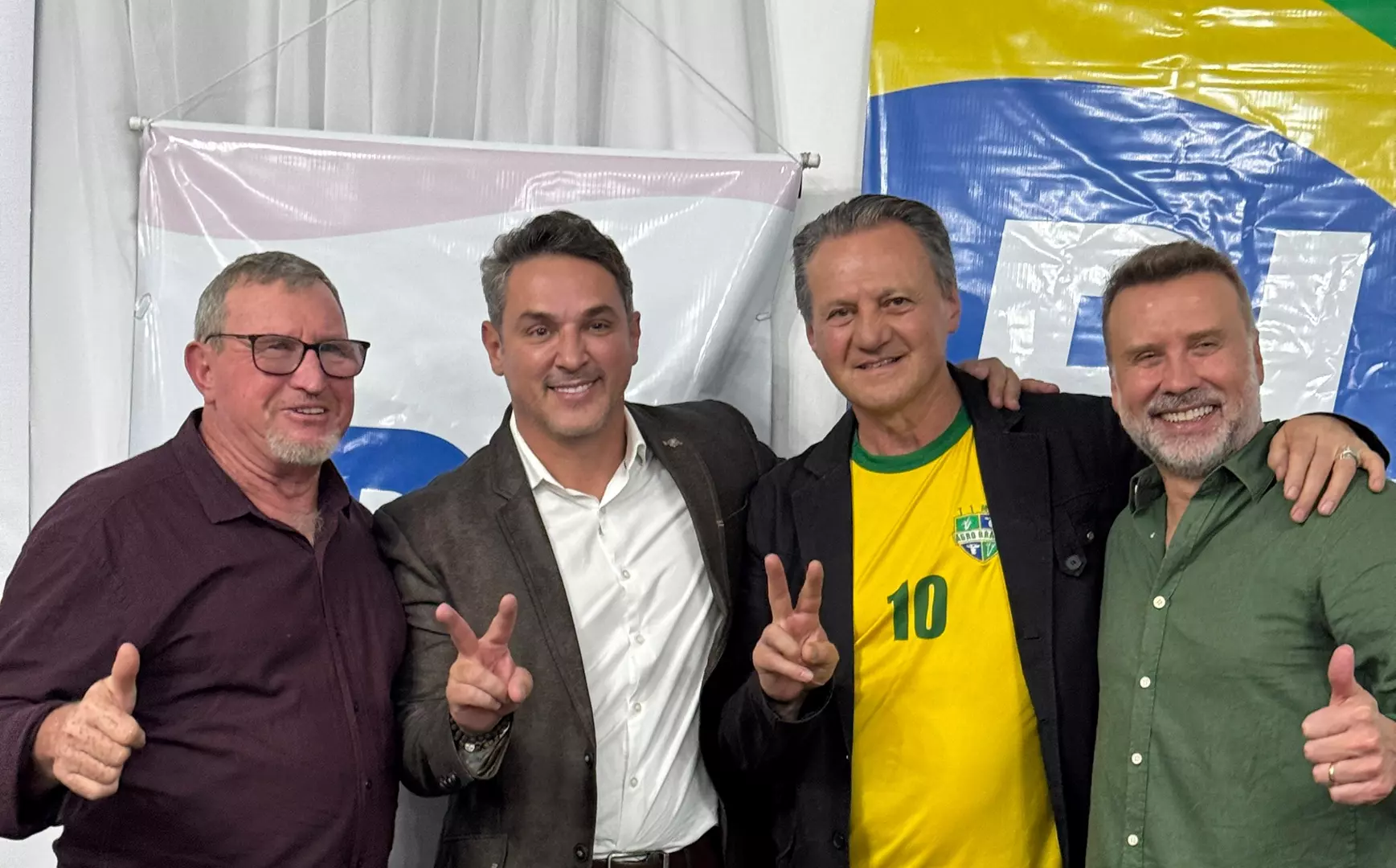 Farroupilha recebe evento de filiação do Partido Liberal com presença de lideranças estaduais